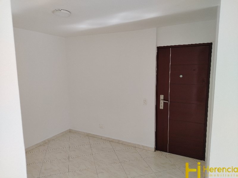 Apartamento en arriendo en Laureles, Medellín · foto 9 de 24