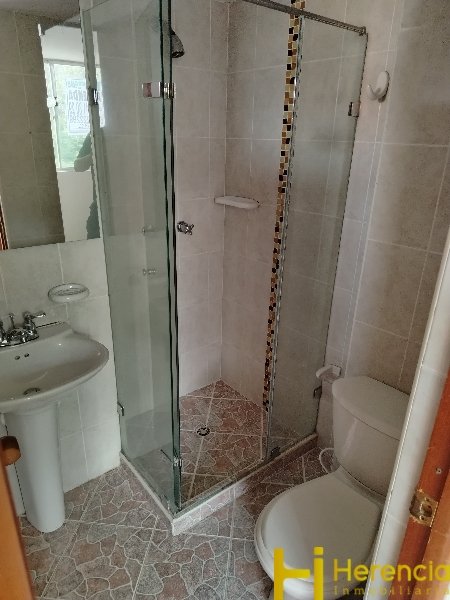 Apartamento en arriendo en Laureles, Medellín · foto 19 de 24