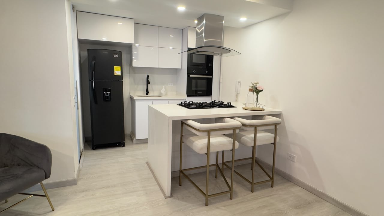 Apartamento en venta en Cedritos, Bogotá · foto 5 de 23