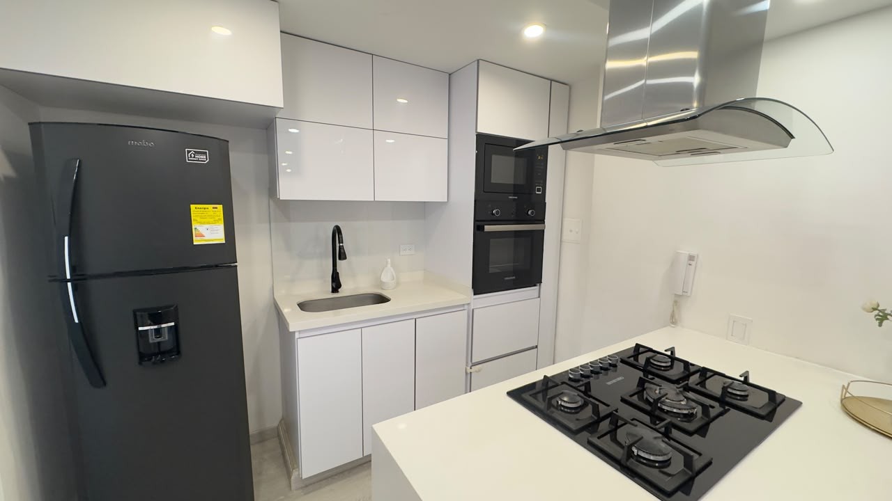 Apartamento en venta en Cedritos, Bogotá · foto 6 de 23