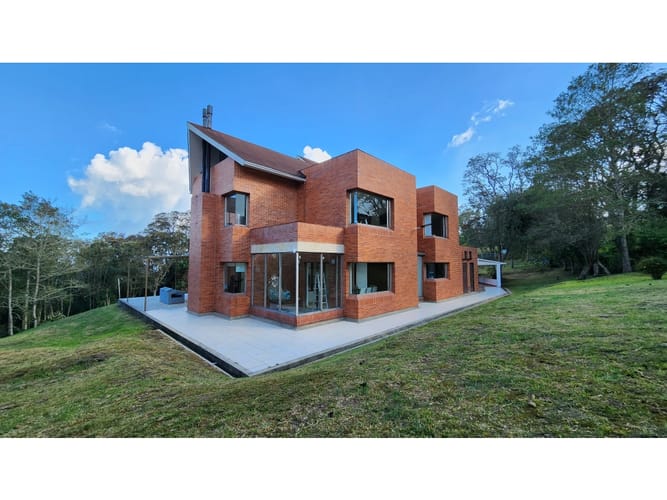 Casa de 6 alcobas en venta en San Gabriel, Sopó, 558 m² · foto 5 de 24