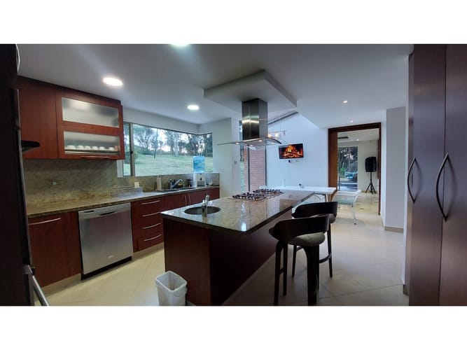 Casa de 6 alcobas en venta en San Gabriel, Sopó, 558 m² · foto 11 de 24