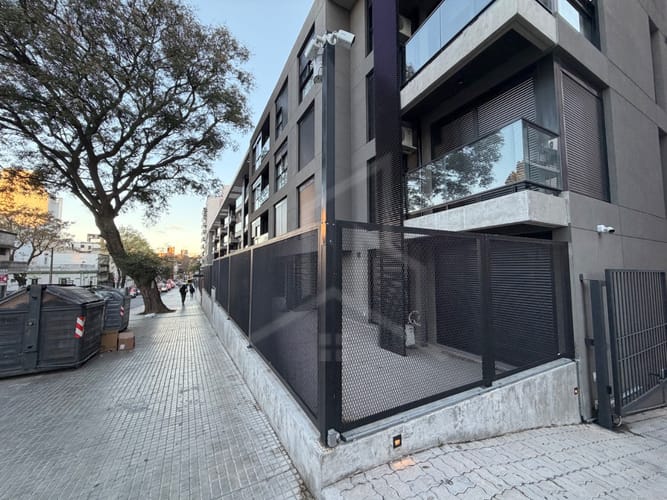 Alquiler Dos Cochera en alquiler de 10 m² en Tres Cruces · Foto 7