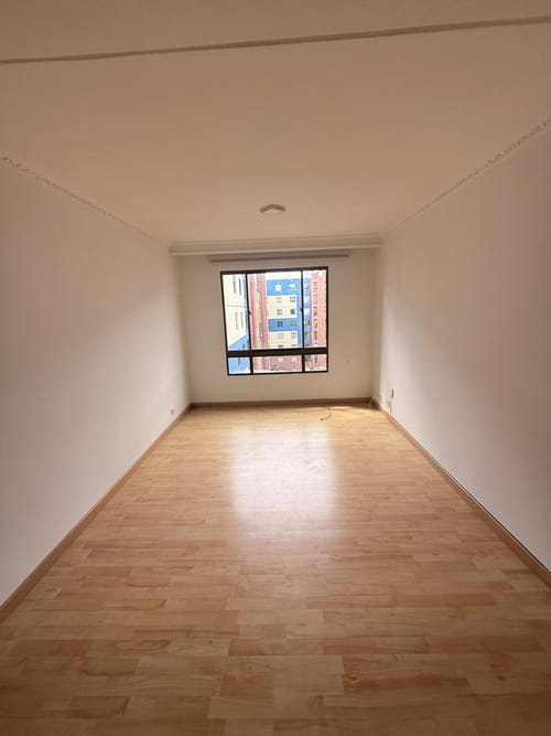 Apartamento de 3 alcobas en venta en Fontibon, Bogotá, 67 m² · foto 10 de 19