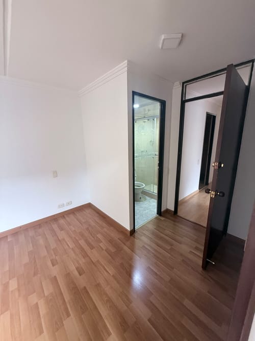 Apartamento de 3 alcobas en venta en Fontibon, Bogotá, 67 m² · foto 17 de 19