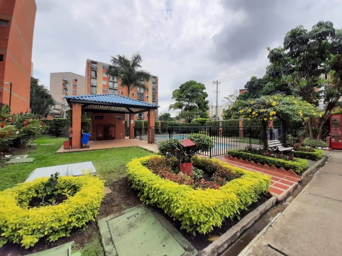Apartamento de 3 alcobas en arriendo en Los Parques - Barranquilla, Cali, 72 m² · foto 2 de 12