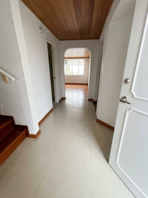 Casa en venta en Villa Magdala, Bogotá · foto 4 de 13
