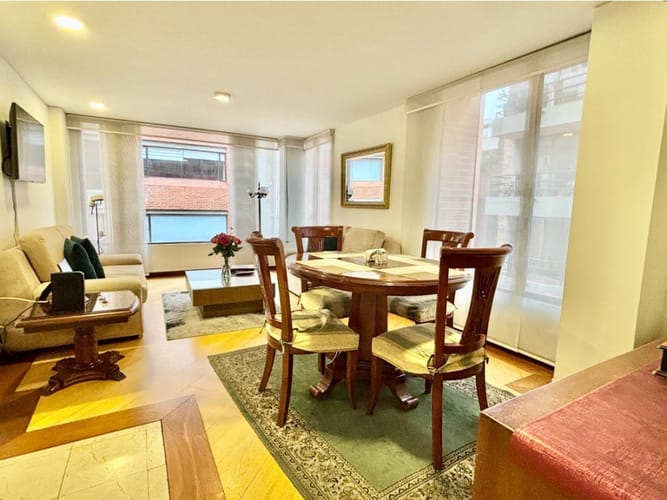 Apartamento en venta en La Carolina, Bogotá · foto 3 de 22