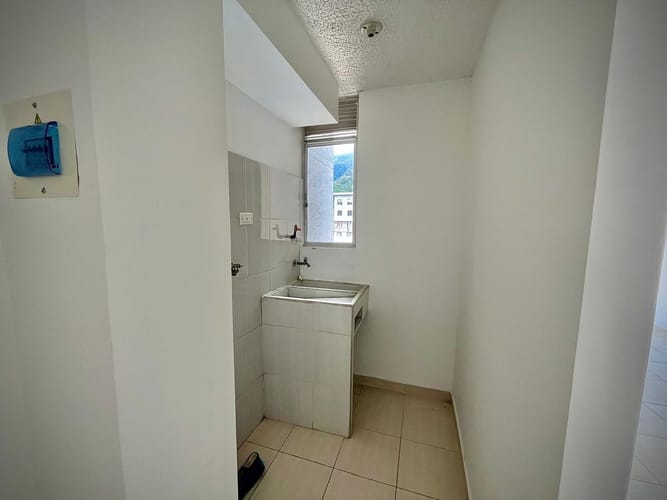 Apartamento de 3 alcobas en venta en Co. Bosques De Fonderella, Ibagué, 60 m² · foto 8 de 24