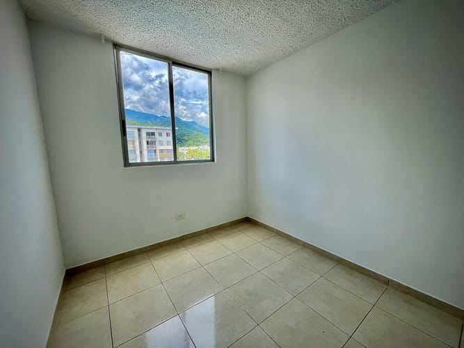 Apartamento de 3 alcobas en venta en Co. Bosques De Fonderella, Ibagué, 60 m² · foto 10 de 24