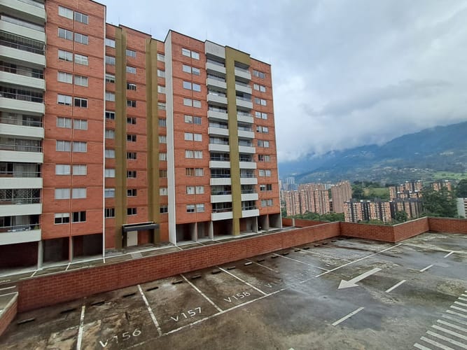 Apartamento de 2 alcobas en venta en Las Antillas, Envigado, 61 m² · foto 16 de 20