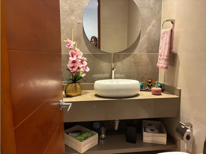 Apartamento de 3 alcobas en venta en Los Rosales, Bogotá, 211 m² · foto 11 de 24