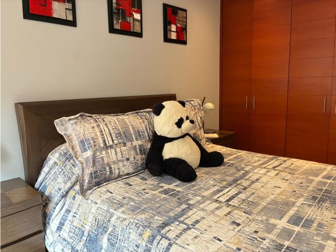 Apartamento de 3 alcobas en venta en Los Rosales, Bogotá, 211 m² · foto 15 de 24
