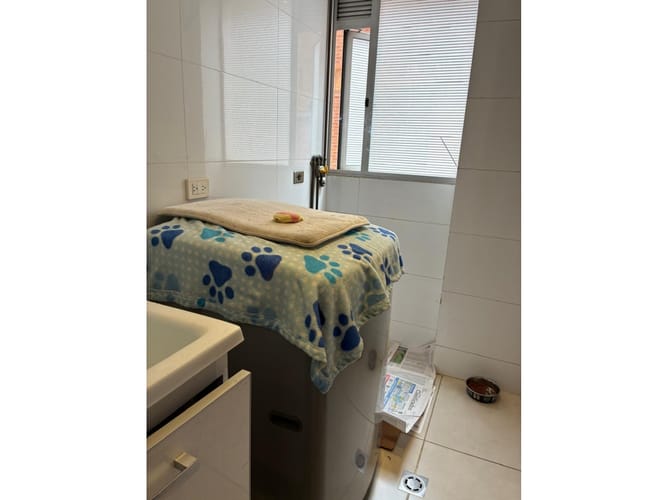 Apartamento de 3 alcobas en venta en Los Rosales, Bogotá, 211 m² · foto 17 de 24