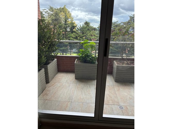 Apartamento de 3 alcobas en venta en Los Rosales, Bogotá, 211 m² · foto 22 de 24