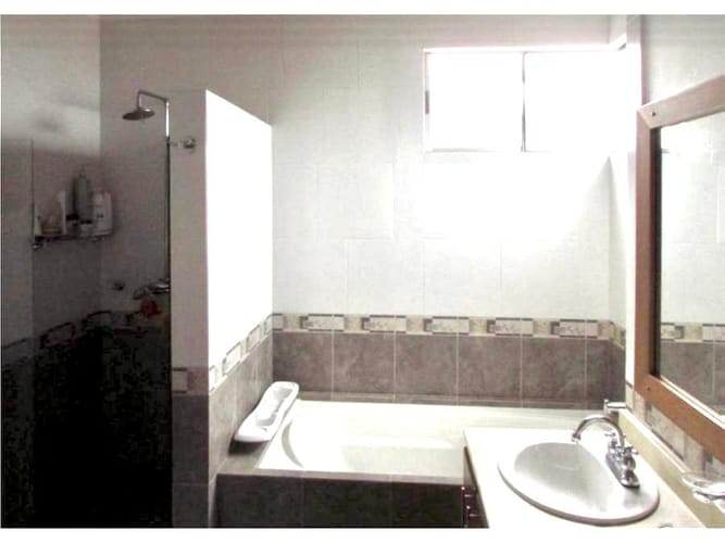 Casa de 4 alcobas en venta en Loma De La Doctora, Sabaneta, 300 m² · foto 7 de 14