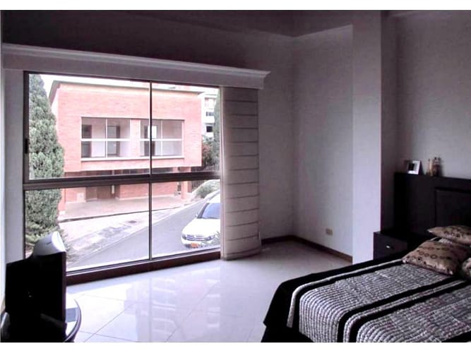 Casa de 4 alcobas en venta en Loma De La Doctora, Sabaneta, 300 m² · foto 12 de 14