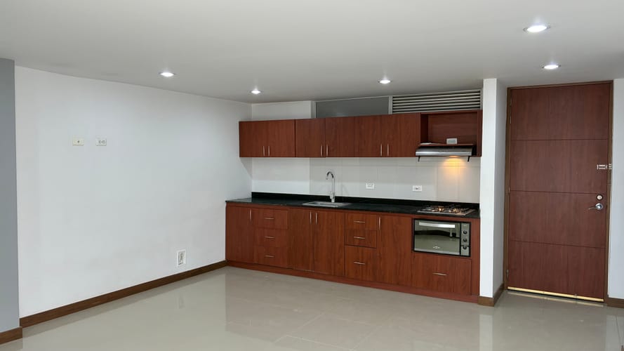 Apartamento de 2 alcobas en venta en La Milagrosa, La Ceja, 132 m² · foto 4 de 19
