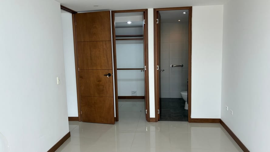 Apartamento de 2 alcobas en venta en La Milagrosa, La Ceja, 132 m² · foto 8 de 19
