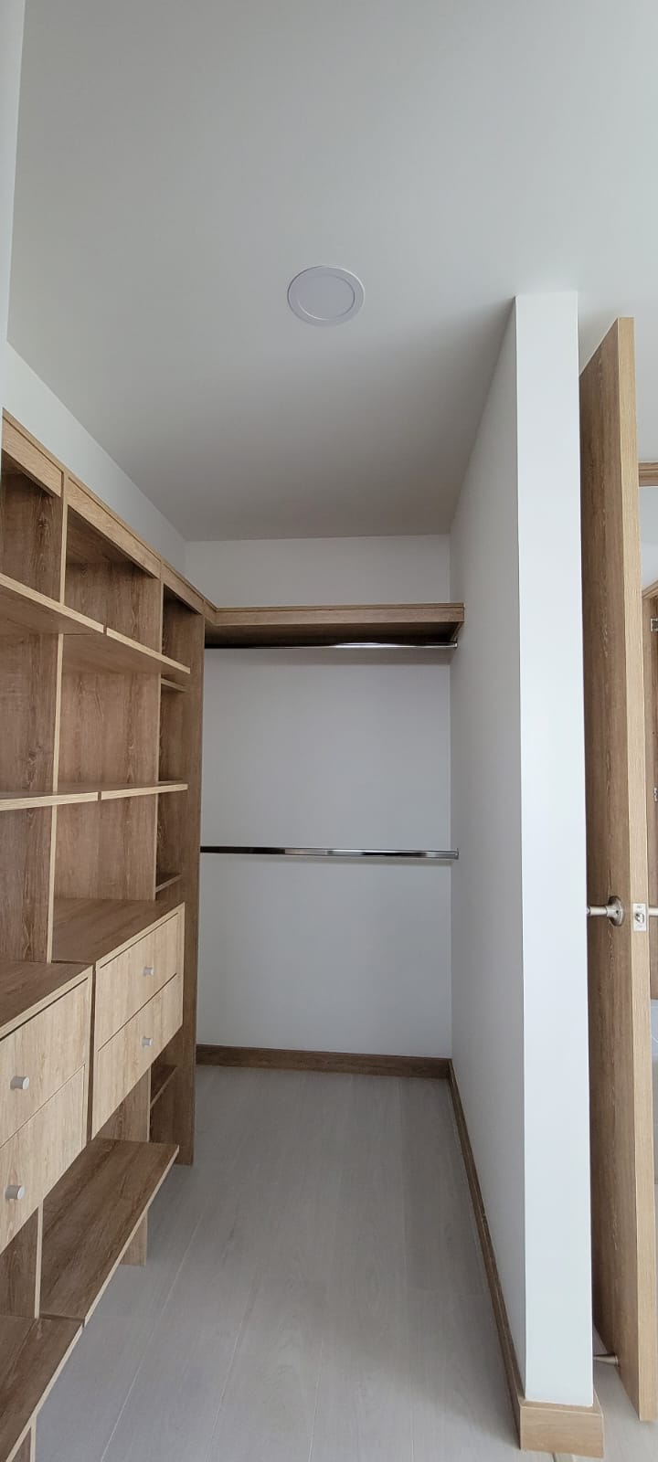 Apartamento en venta en Suramérica, Itagüí · foto 5 de 17