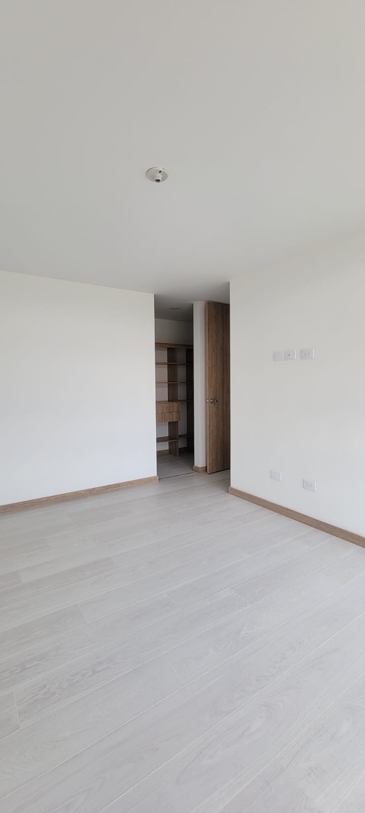 Apartamento en venta en Suramérica, Itagüí · foto 10 de 17