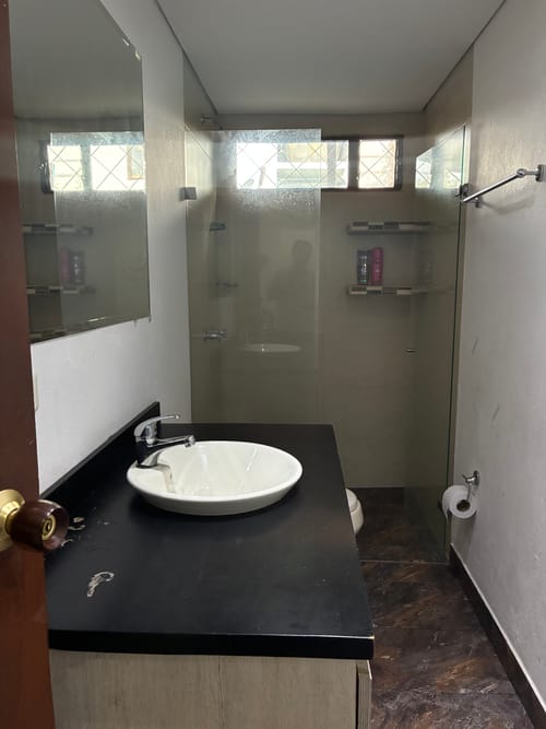 Casa de 5 alcobas en venta en Guayabito, Rionegro, 350 m² · foto 11 de 24