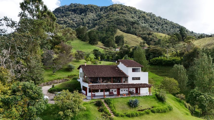 Casa de 4 alcobas en venta en La Ceja, 600 m² · foto 3 de 20