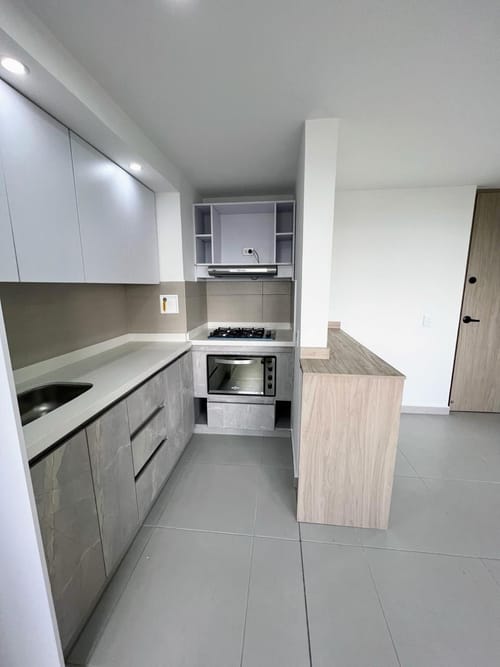 Apartamento de 2 alcobas en venta en Fontibon, Rionegro, 53 m² · foto 3 de 24