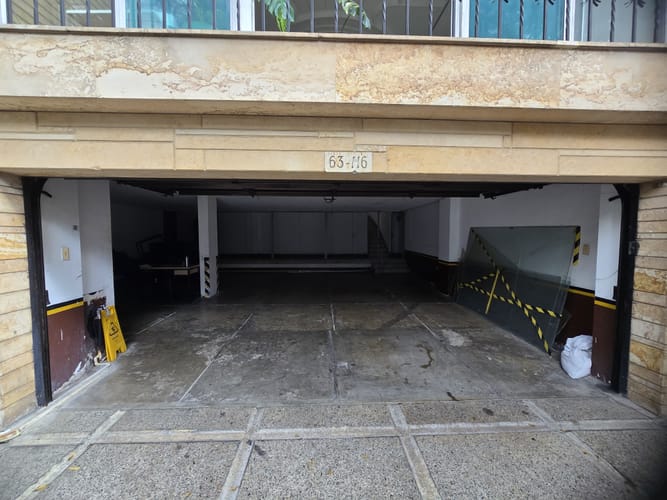 Edificio en venta en Prado, Medellín, 968 m² · foto 10 de 17
