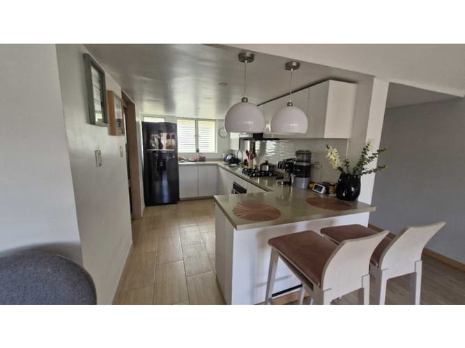 Apartamento de 2 alcobas en venta en Verbenal San Antonio, Bogotá, 120 m² · foto 5 de 10