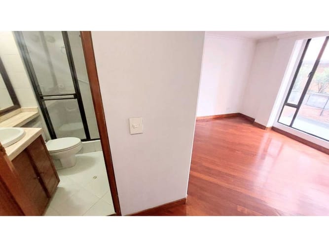 Apartamento de 2 alcobas en venta en Chico, Bogotá, 70 m² · foto 16 de 24