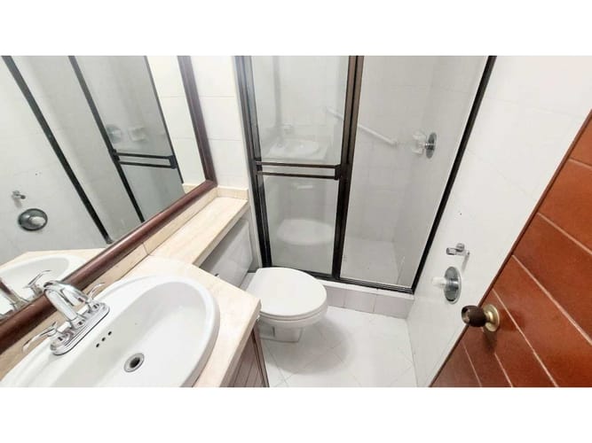 Apartamento de 2 alcobas en venta en Chico, Bogotá, 70 m² · foto 17 de 24