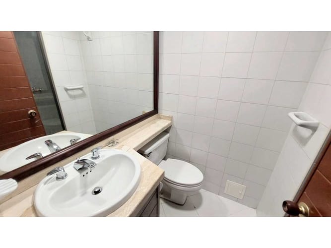 Apartamento de 2 alcobas en venta en Chico, Bogotá, 70 m² · foto 23 de 24