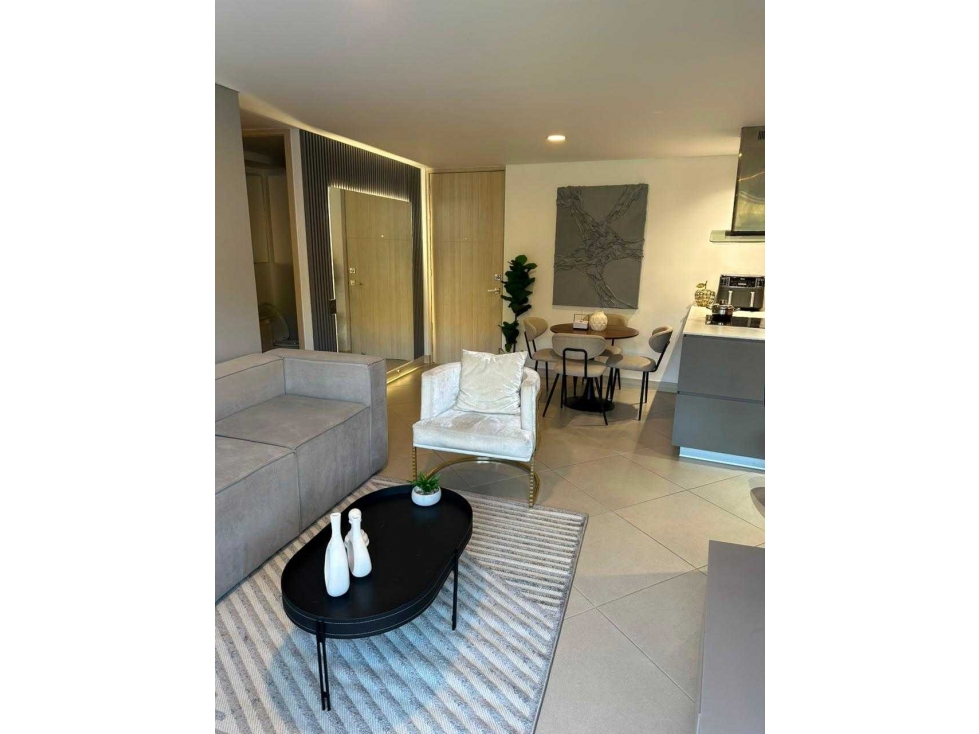 Apartamento en venta en Zona Centro, Envigado · foto 3 de 23