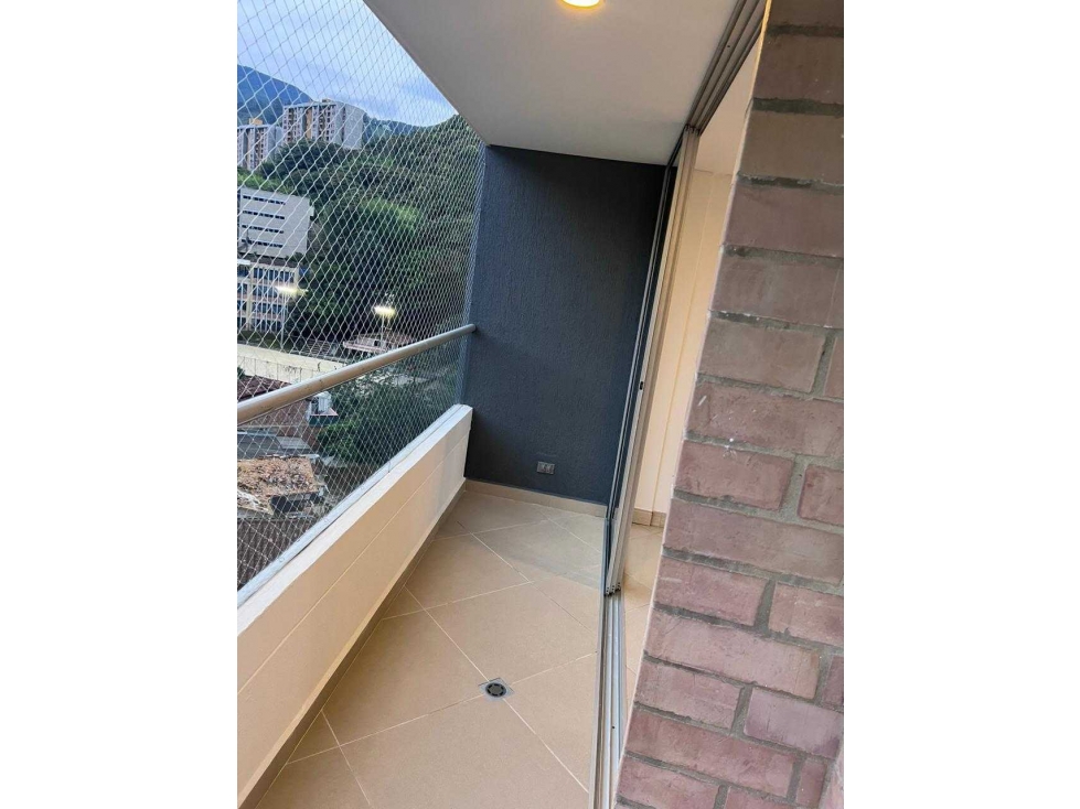 Apartamento en venta en Zona Centro, Envigado · foto 5 de 23