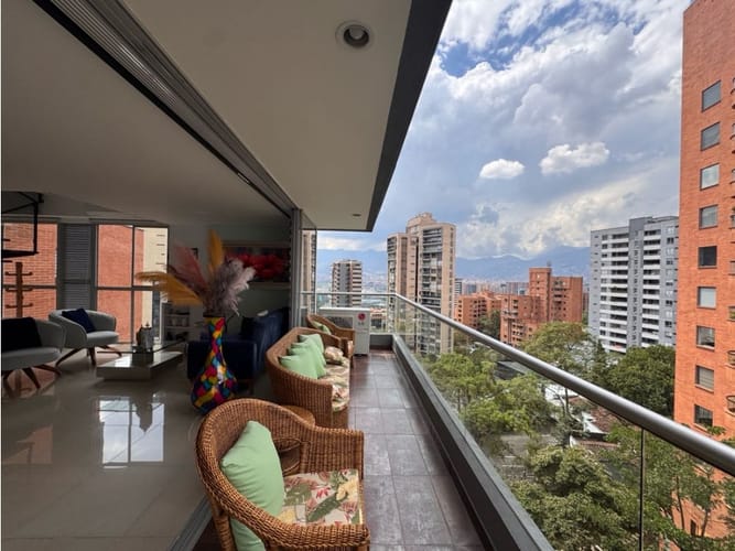 Apartamento en venta en Lalinde, Medellín · foto 3 de 21