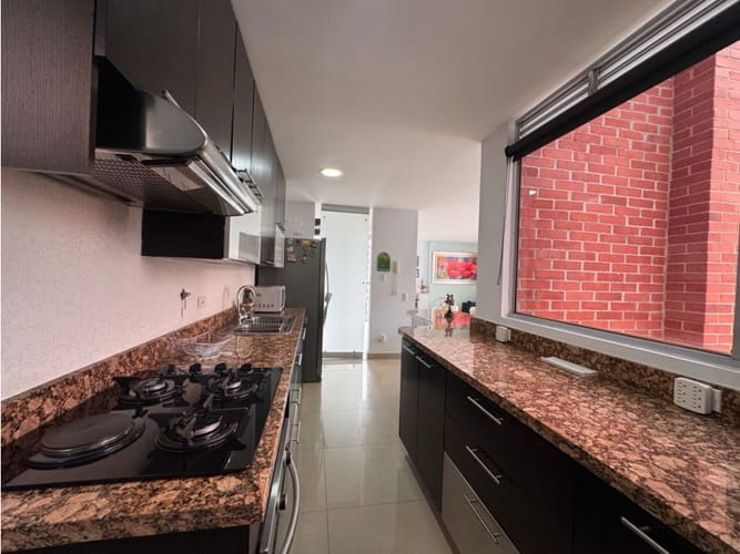 Apartamento en venta en Lalinde, Medellín · foto 4 de 21