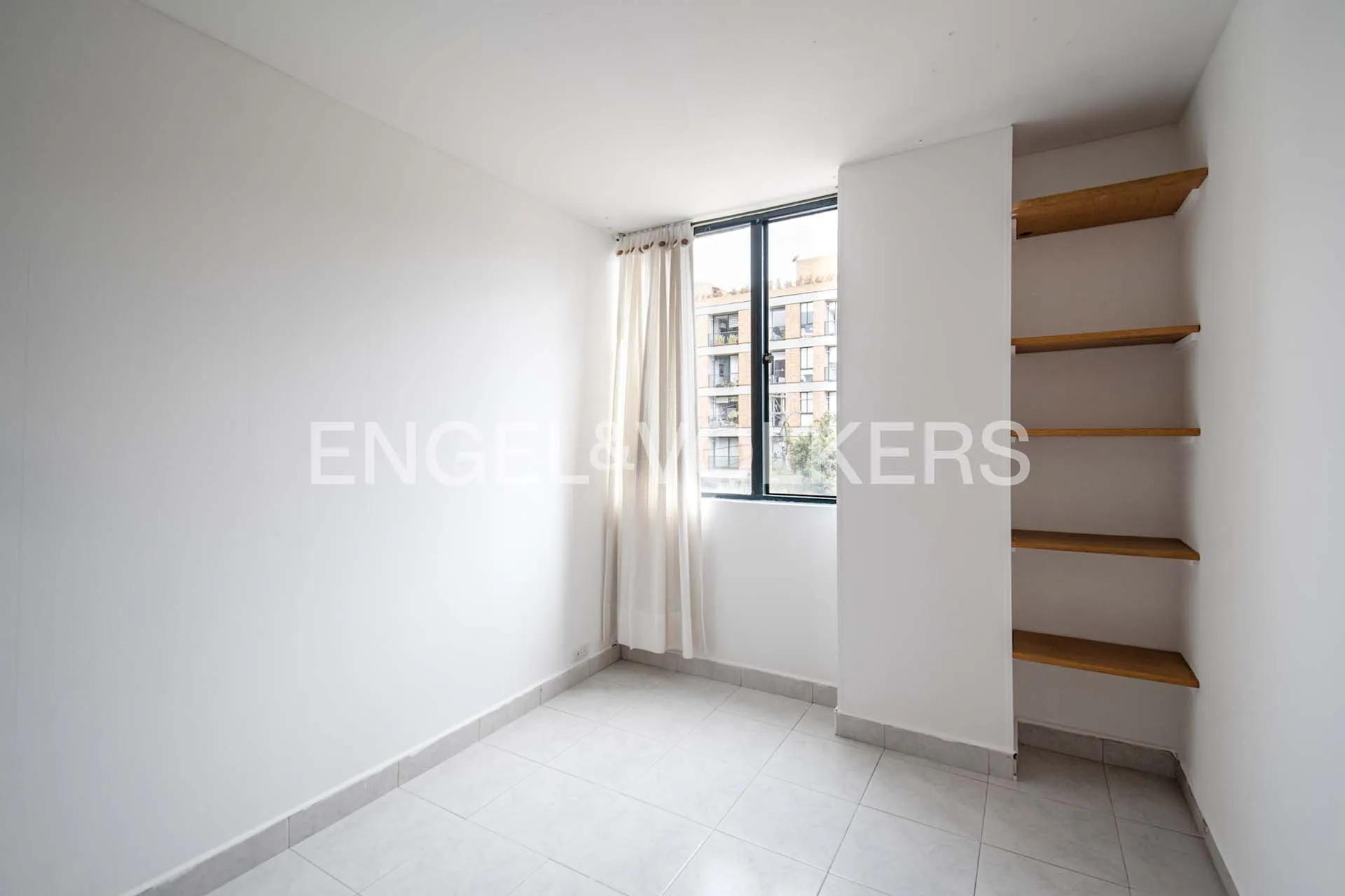 Apartamento en venta en Las Villas, Bogotá · foto 15 de 16