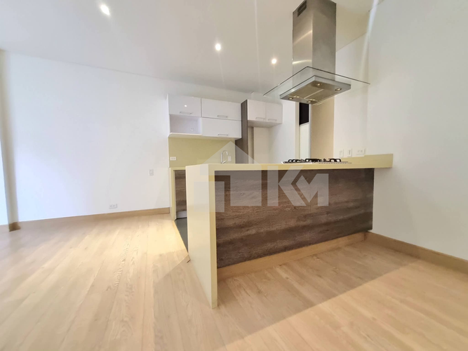 Apartamento de 1 alcoba en arriendo en Chico Norte, Bogotá, 51 m² · foto 3 de 23
