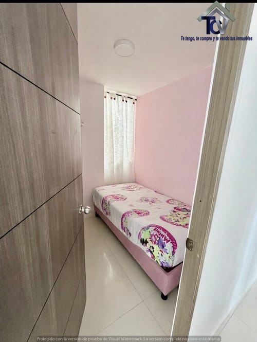 Apartamento de 3 alcobas en venta en San Jorge, Girón, 68 m² · foto 5 de 10