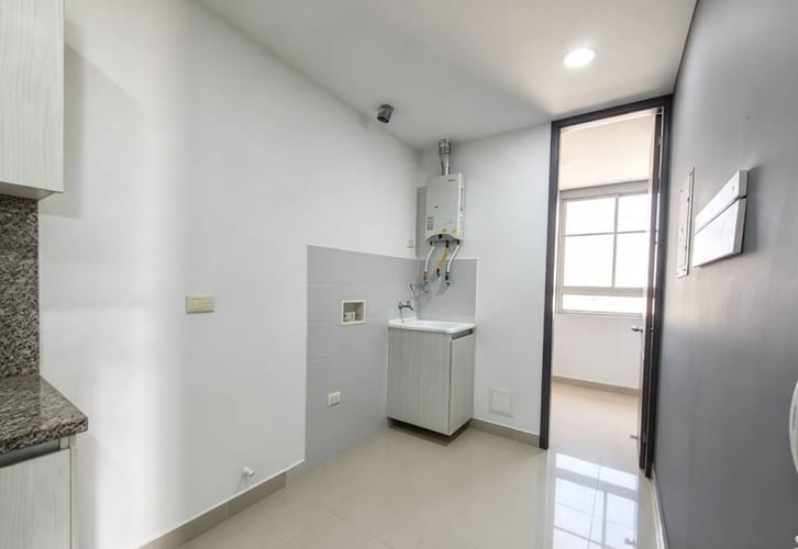 Apartamento de 3 alcobas en venta en Crespo, Cartagena, 107 m² · foto 5 de 17