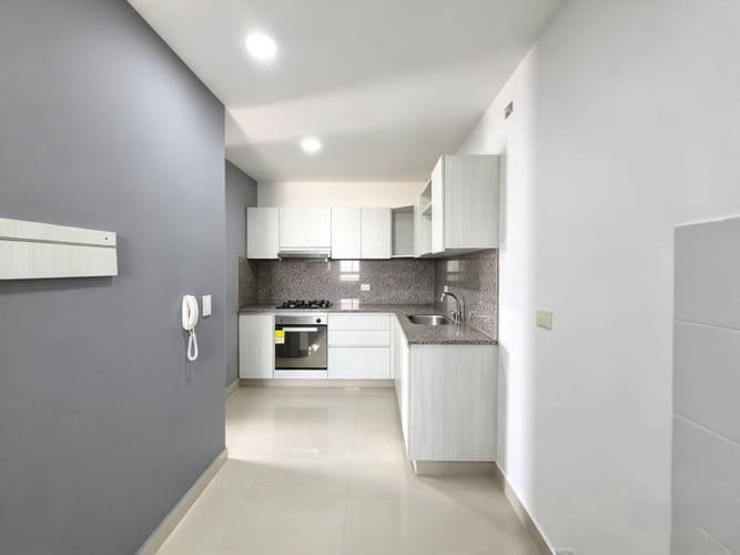 Apartamento de 3 alcobas en venta en Crespo, Cartagena, 107 m² · foto 6 de 17