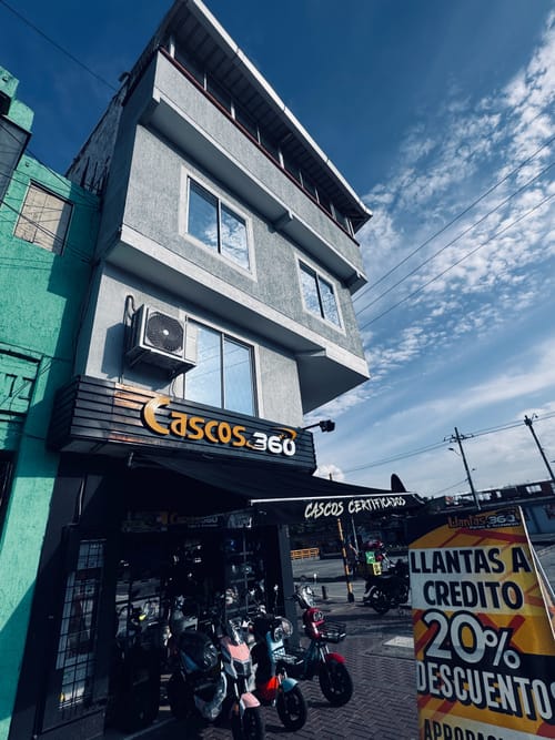 Edificio en venta en Belalcazar, Cali, 215 m² · foto 2 de 24