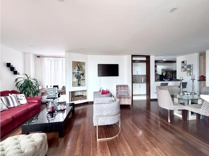 Apartamento de 3 alcobas en venta en Santa Barbara, Bogotá, 118 m² · foto 4 de 22