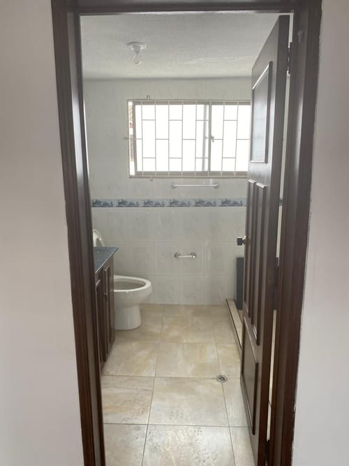 Casa de 4 alcobas en venta en El Batán, Bogotá, 260 m² · foto 22 de 24