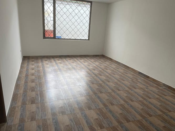 Casa de 4 alcobas en venta en El Batán, Bogotá, 260 m² · foto 11 de 24