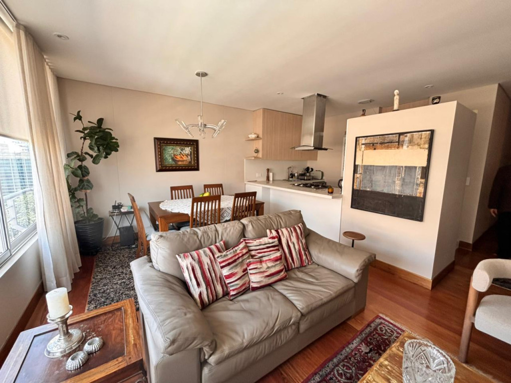 Apartamento en venta en Chicó Reservado, Bogotá · foto 2 de 10