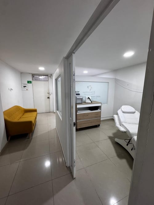 Oficina en venta en Santa Monica, Cali, 45 m² · foto 7 de 17