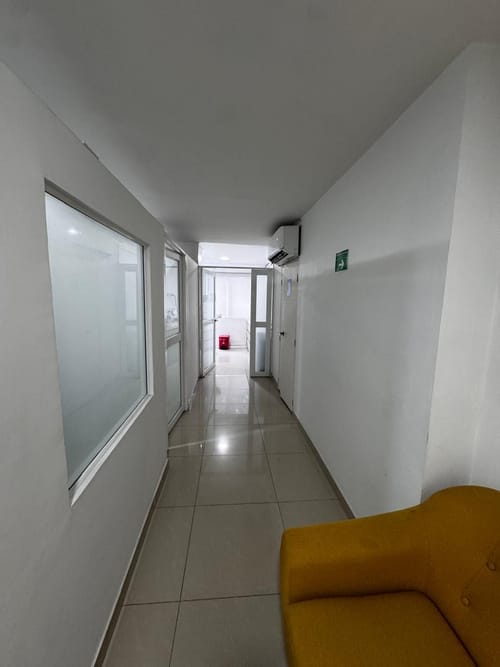 Oficina en venta en Santa Monica, Cali, 45 m² · foto 3 de 17