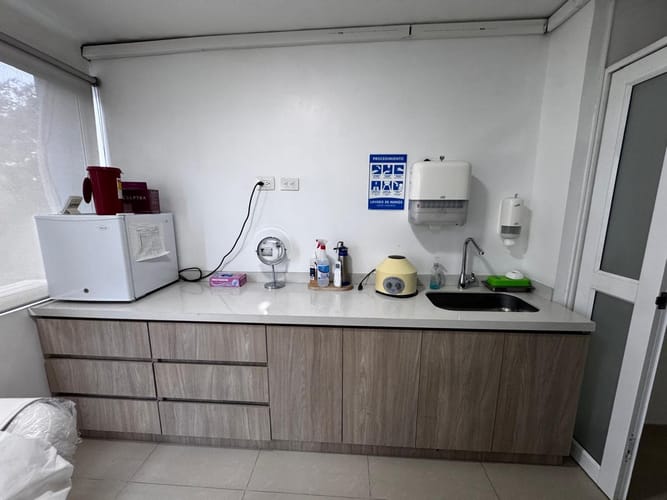 Oficina en venta en Santa Monica, Cali, 45 m² · foto 9 de 17
